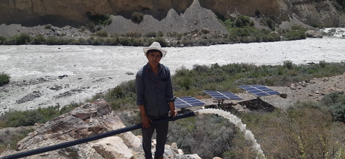 Water Pump Solar Panel Installation